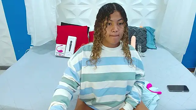 Cristal War online show from November 29, 9:18 pm