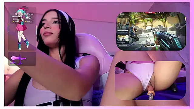 SweetieCloe  online show from May 6, 9:31 pm