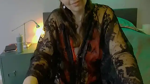 Ella Next Door online show from January 6, 11:07 am