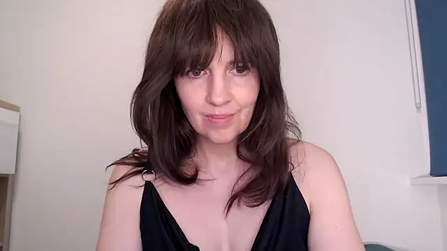 Ella Next Door online show from March 18, 10:13 pm