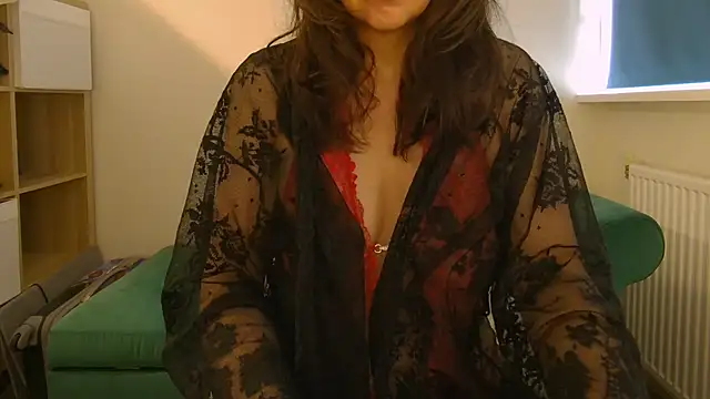 Ella Next Door online show from May 4, 7:26 am
