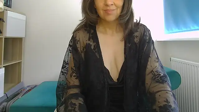 Ella Next Door online show from May 15, 9:16 am