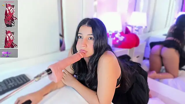 Snapshot of Miliaangeles chatting on October 20, 12:16 pm Miliaangeles online show from October 20, 12:16 pm