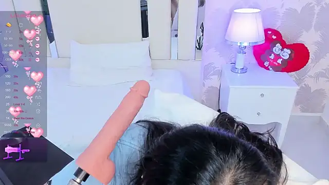 Snapshot of Miliaangeles chatting on November 12, 12:38 pm Miliaangeles online show from November 12, 12:38 pm