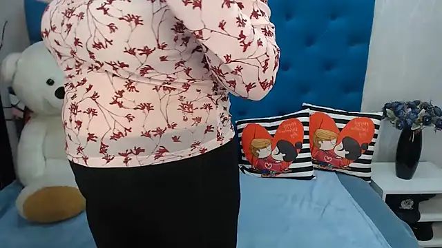 Snapshot of Sexy_MALIKKA chatting on January 20, 12:49 pm Sexy MALIKKA online show from January 20, 12:49 pm