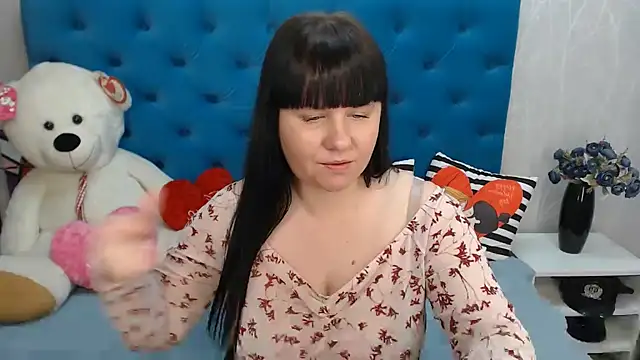 Snapshot of Sexy_MALIKKA chatting on February 18, 8:27 am Sexy MALIKKA online show from February 18, 8:27 am