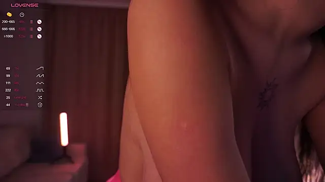 Snapshot of AnuricBriny chatting on January 16, 11:59 pm AnuricBriny online show from January 16, 11:59 pm