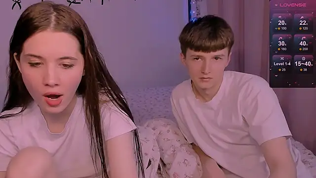 CoddleWeeper  online show from March 21, 4:32 pm