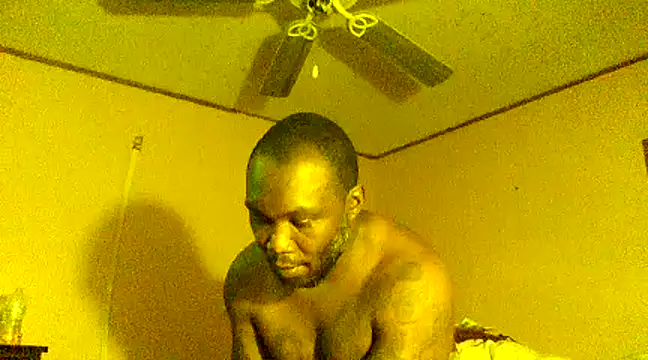 Snapshot of Mrunpredictableyouknow chatting on February 26, 5:42 am Mrunpredictableyouknow online show from February 26, 5:42 am