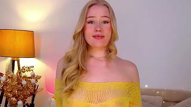 Snapshot of JuliaJaee chatting on January 9, 9:16 pm JuliaJaee online show from January 9, 9:16 pm