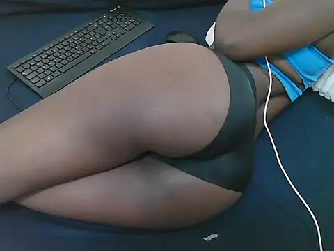 lella-0 online show from January 14, 8:09 am