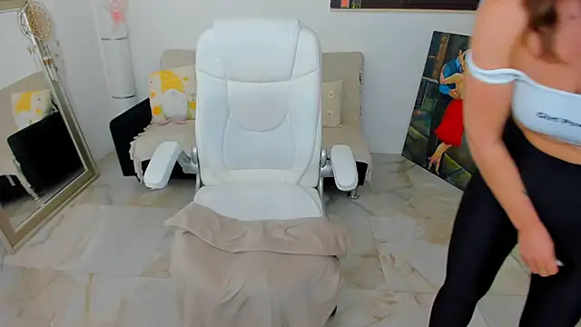 Darya Baby online show from December 4, 7:33 pm