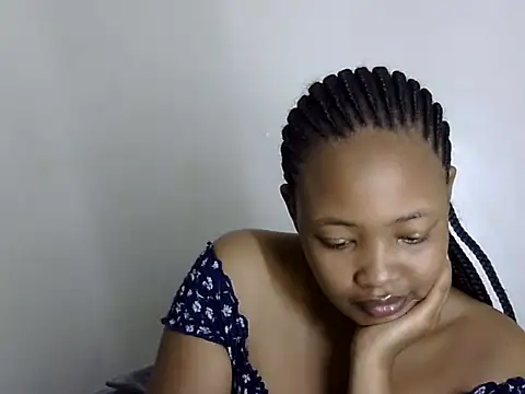 Q amor2 online show from December 3, 8:28 pm