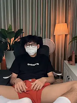 MinhTuanLive online show from March 27, 10:59 am