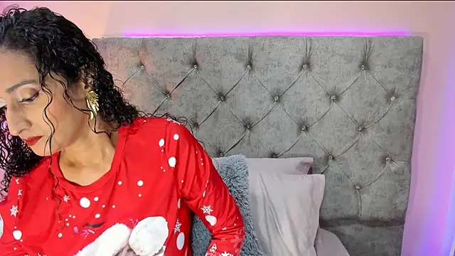 Holyjacky  online show from December 24, 11:38 am