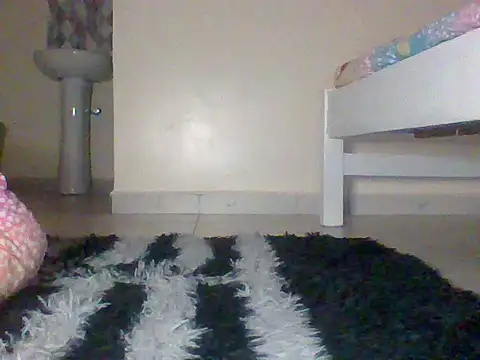 Fine baby0001 online show from May 15, 3:24 am