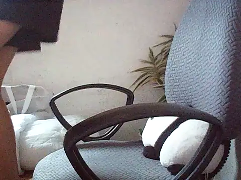 Haralushiaaax online show from March 21, 1:21 am