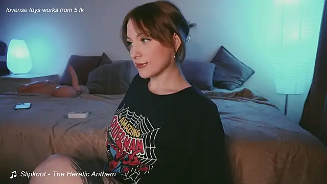 Snapshot of kris69kiss chatting on November 7, 2:17 pm kris69kiss online show from November 7, 2:17 pm