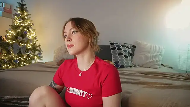 Snapshot of kris69kiss chatting on December 14, 3:39 pm kris69kiss online show from December 14, 3:39 pm