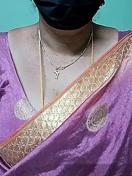 ananya956 online show from March 2, 7:02 pm