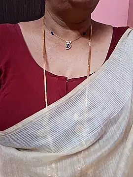 ananya956 online show from April 29, 9:57 am