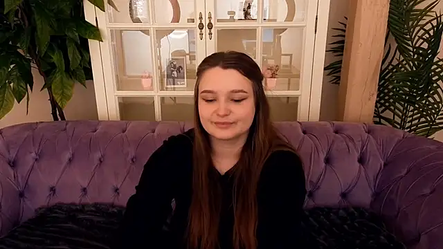 MagicPeachh  online show from March 27, 8:52 pm