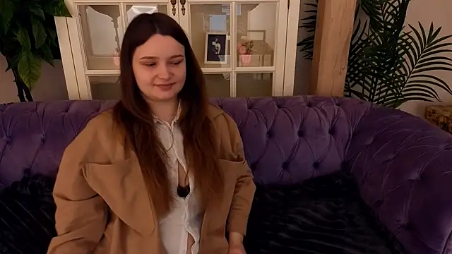 MagicPeachh  online show from March 30, 6:47 am