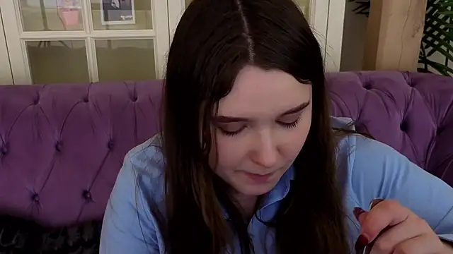 MagicPeachh  online show from April 2, 2:15 pm