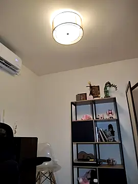 Ramona Flower online show from October 9, 1:14 am