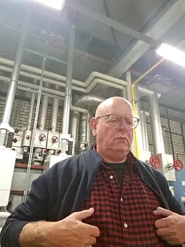 andrejoyfull64 online show from October 7, 9:17 am