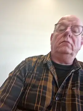 andrejoyfull64 online show from February 27, 11:54 am