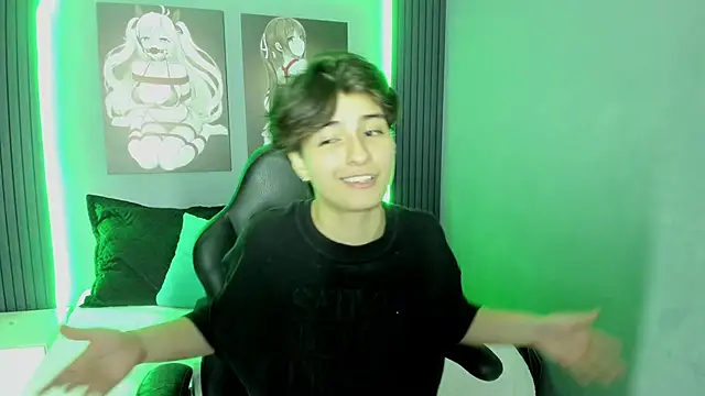 Snapshot of Bryce_Evans chatting on October 13, 3:12 pm Bryce Evans online show from October 13, 3:12 pm