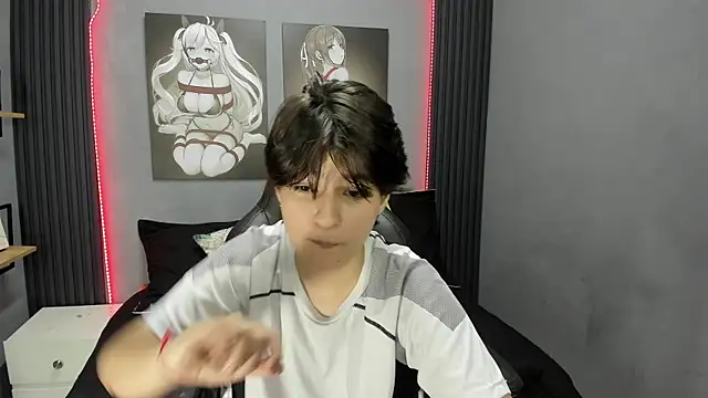 Snapshot of Bryce_Evans chatting on November 22, 2:05 pm Bryce Evans online show from November 22, 2:05 pm