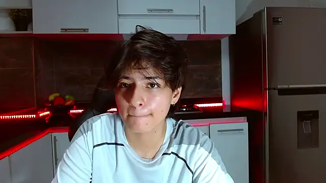 Snapshot of Bryce_Evans chatting on November 24, 3:01 pm Bryce Evans online show from November 24, 3:01 pm