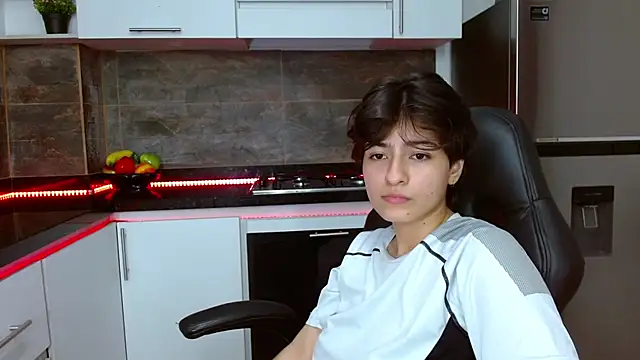 Snapshot of Bryce_Evans chatting on November 25, 3:23 pm Bryce Evans online show from November 25, 3:23 pm