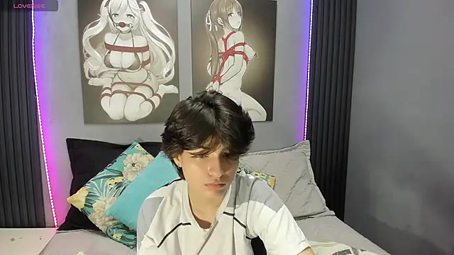 Snapshot of Bryce_Evans chatting on November 28, 3:25 pm Bryce Evans online show from November 28, 3:25 pm