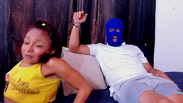 Lauren Hills069 online show from September 18, 9:06 pm