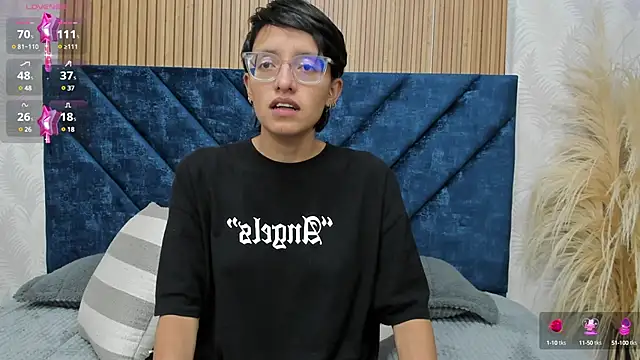 Snapshot of Marge_lasander chatting on January 23, 1:30 am Marge lasander online show from January 23, 1:30 am