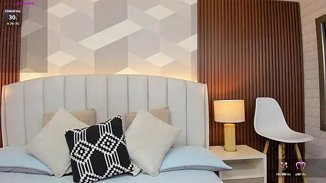 Snapshot of Marge_lasander chatting on September 13, 1:27 am Marge lasander online show from September 13, 1:27 am