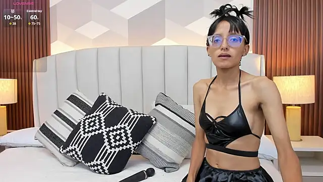 Snapshot of Marge_lasander chatting on September 19, 1:40 am Marge lasander online show from September 19, 1:40 am