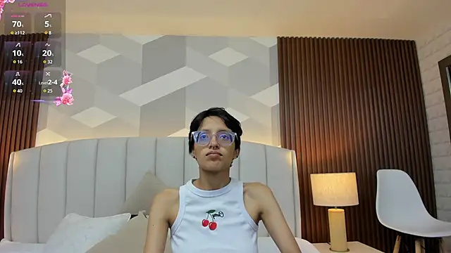 Snapshot of Marge_lasander chatting on October 22, 1:28 am Marge lasander online show from October 22, 1:28 am