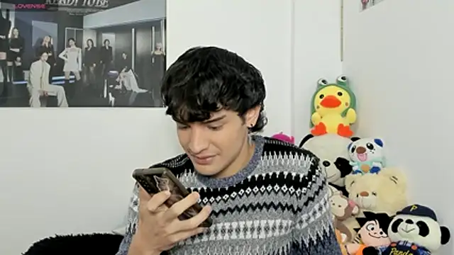 Snapshot of Martinsibiris chatting on March 26, 3:17 pm Martinsibiris online show from March 26, 3:17 pm