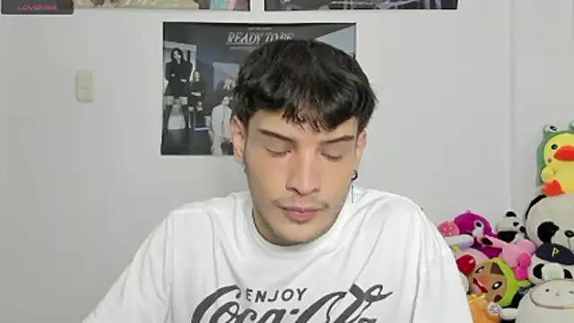 Snapshot of Martinsibiris chatting on April 5, 2:14 pm Martinsibiris online show from April 5, 2:14 pm