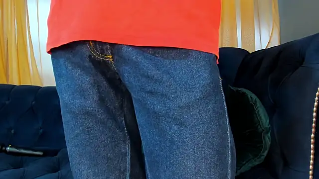 Ethan Fox11 online show from February 27, 2:10 pm