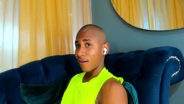 Ethan Fox11 online show from March 18, 2:26 pm