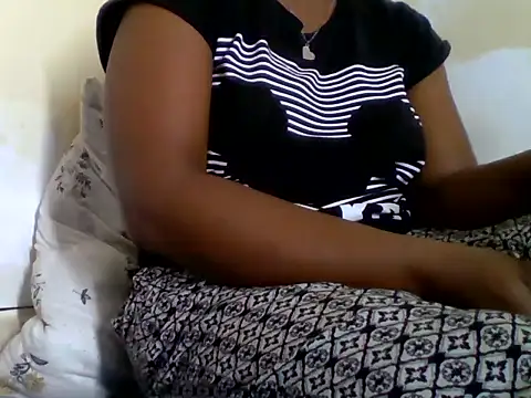 Snapshot of Hot-zeenah chatting on October 21, 6:52 pm Hot-zeenah online show from October 21, 6:52 pm