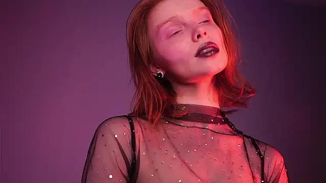 ginger hugs online show from December 14, 4:12 am