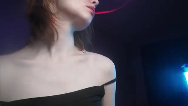 ginger hugs online show from October 16, 10:11 pm