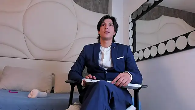 Karimferrer online show from September 19, 8:09 pm