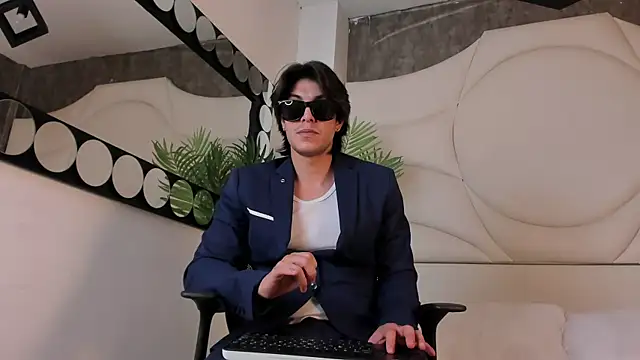 Karimferrer online show from October 4, 8:51 pm